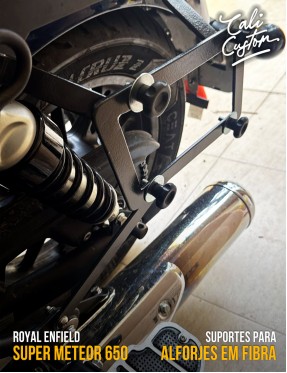 Suportes laterais para alforjes em fibra